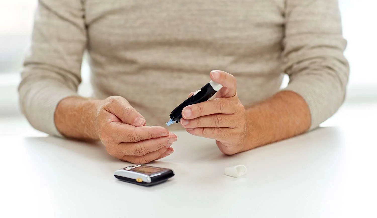 What Are the Signs & Symptoms of Diabetes in Men?